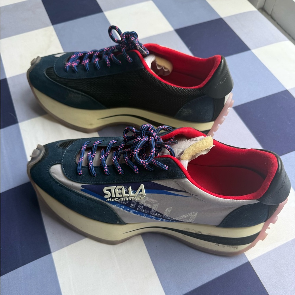 Barely worn Stella McCartney sneakers.  Rare find!
